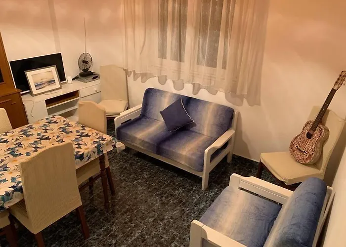 Apartman Spacious Retro 3-bedroom 130m2 In Zadar, Puntamika Borik Area *